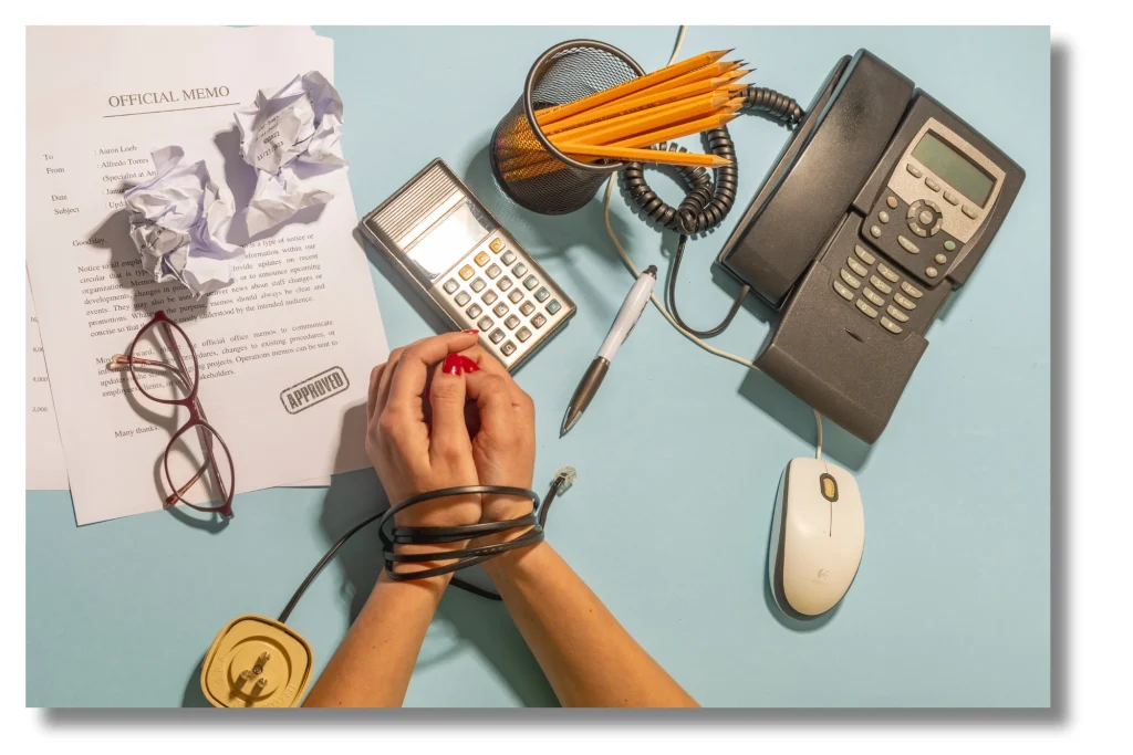 Why Clean Desks Support Better Office Systems